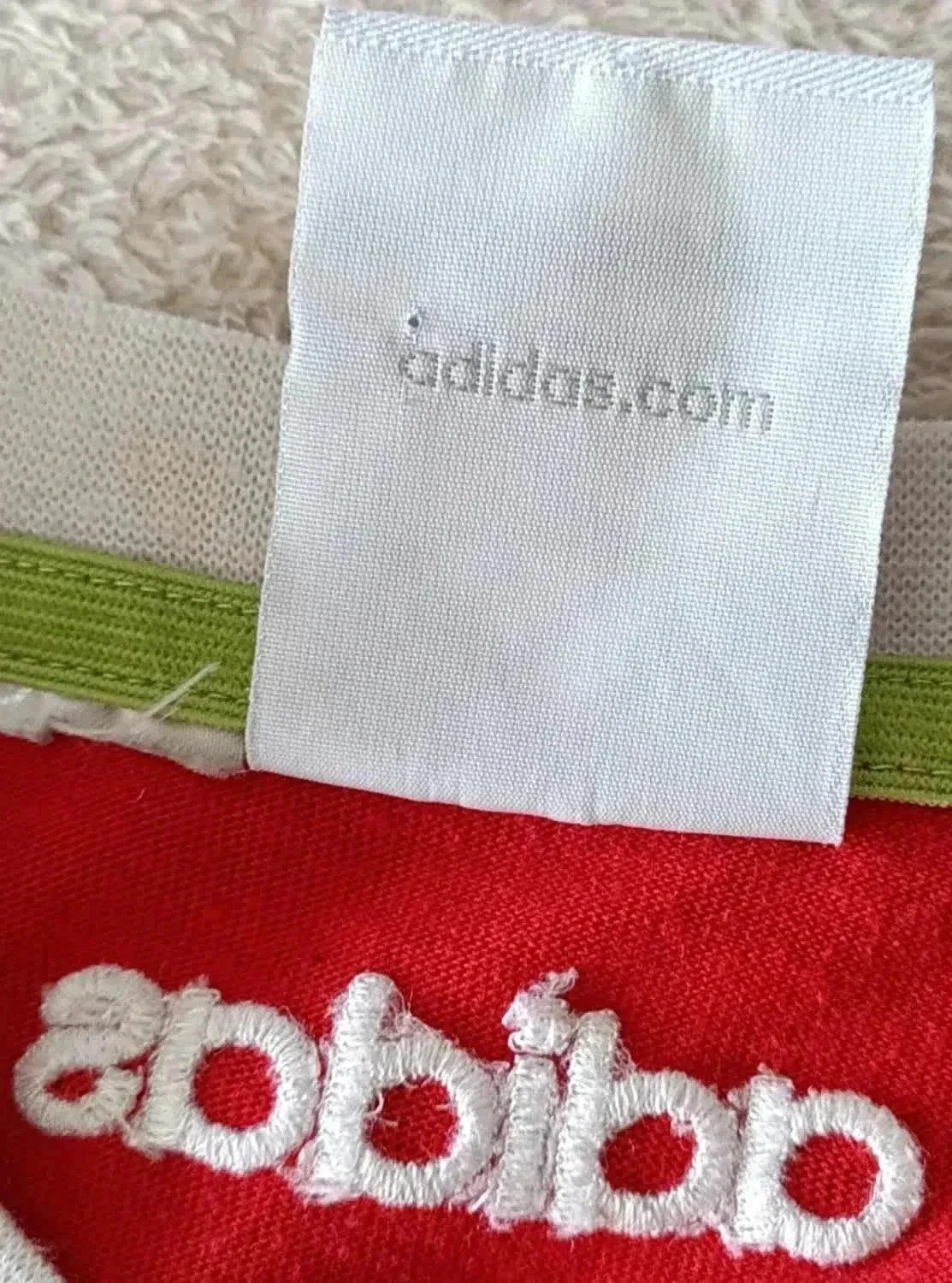 Camiseta Adidas 2005 vermelha com grande Logo branco Tamanho 16 anos – photo 10